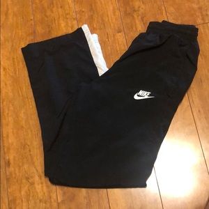 Nike boy’s sweatpants